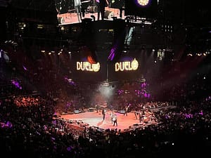 Read more about the article Multiple Latin Grammy and Billboard award winner Grupo Duelo suffered a terrible accident on their way to San Antonio Stock Show and Rodeo