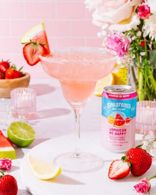 Read more about the article Seagram’s Escapes 5-Minute Mamarita Makes for Easy Mother’s Day Cocktail