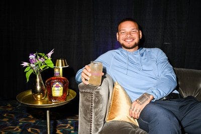 You are currently viewing CROWN ROYAL JOINS 2X ACM ENTERTAINER OF THE YEAR NOMINEE KANE BROWN AS THE OFFICIAL WHISKY OF THE ‘IN THE AIR’ TOUR