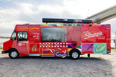 You are currently viewing Sharpie® Embarks on “The World Is Your Canvas” Tour to Empower Creativity Nationwide